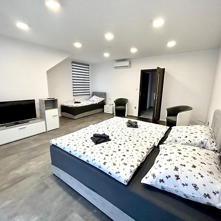 Apartmany Premium Se Soukromym Parkovanim Česká Lípa Εξωτερικό φωτογραφία