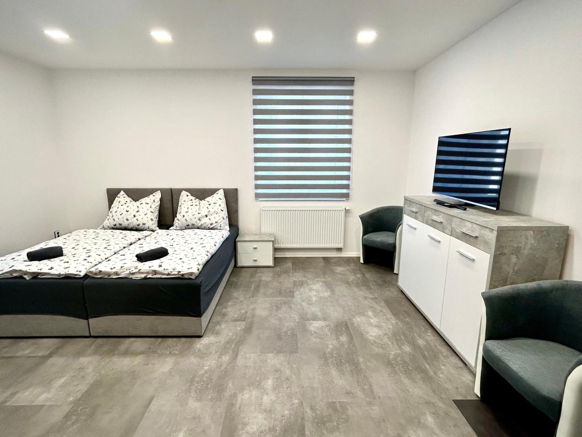 Apartmany Premium Se Soukromym Parkovanim Česká Lípa Εξωτερικό φωτογραφία